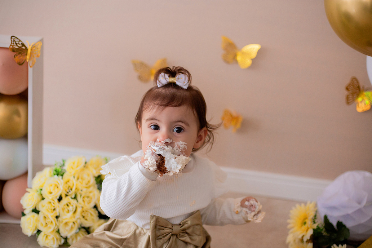 acompanhamento mensal de bebe caxias do sul figurino cenario tematico  personagem foto infantil serra gaucha fotografia familia mundo azul rosa ensaio fotografico crianca newborn baby menino menina smash the cake esmague o bolo banheira urso circoaco