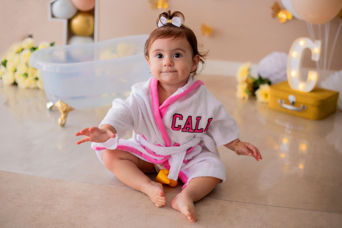 acompanhamento mensal de bebe caxias do sul figurino cenario tematico  personagem foto infantil serra gaucha fotografia familia mundo azul rosa ensaio fotografico crianca newborn baby menino menina smash the cake esmague o bolo banheira urso circoaco