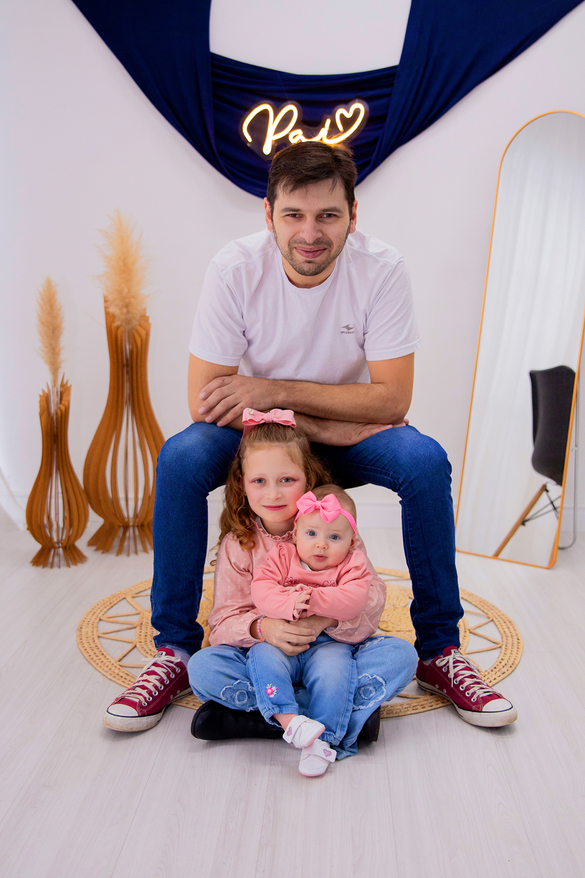 acompanhamento mensal de bebe caxias do sul figurino cenario tematico  personagem foto infantil serra gaucha fotografia familia mundo azul rosa ensaio fotografico crianca newborn baby menino menina smash the cake esmague o bolo banheira urso circoaco