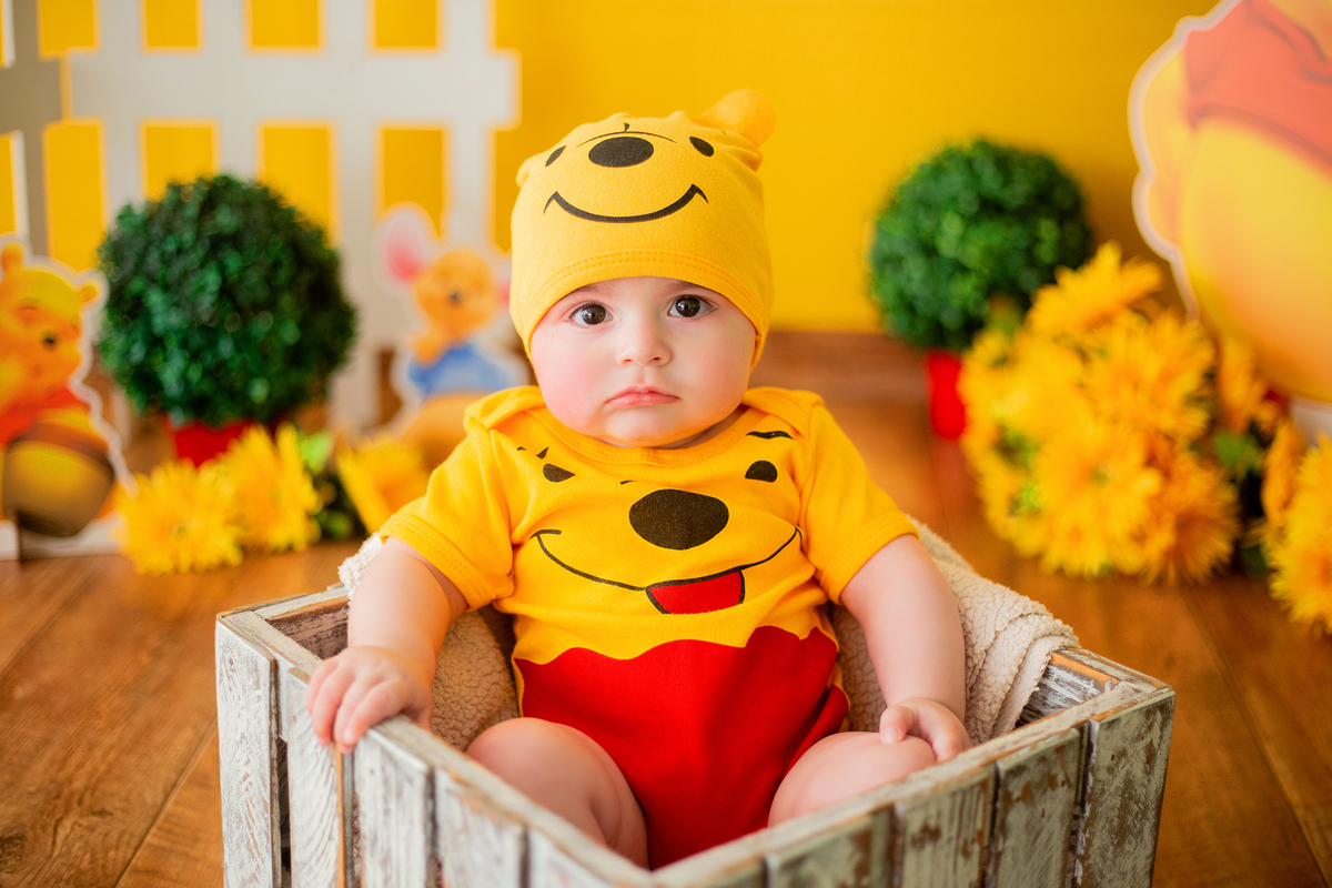 acompanhamento mensal de bebe caxias do sul figurino cenario tematico  personagem foto infantil serra gaucha fotografia familia mundo azul rosa ensaio fotografico crianca newborn baby menino menina smash the cake esmague o bolo banheira urso circoaco