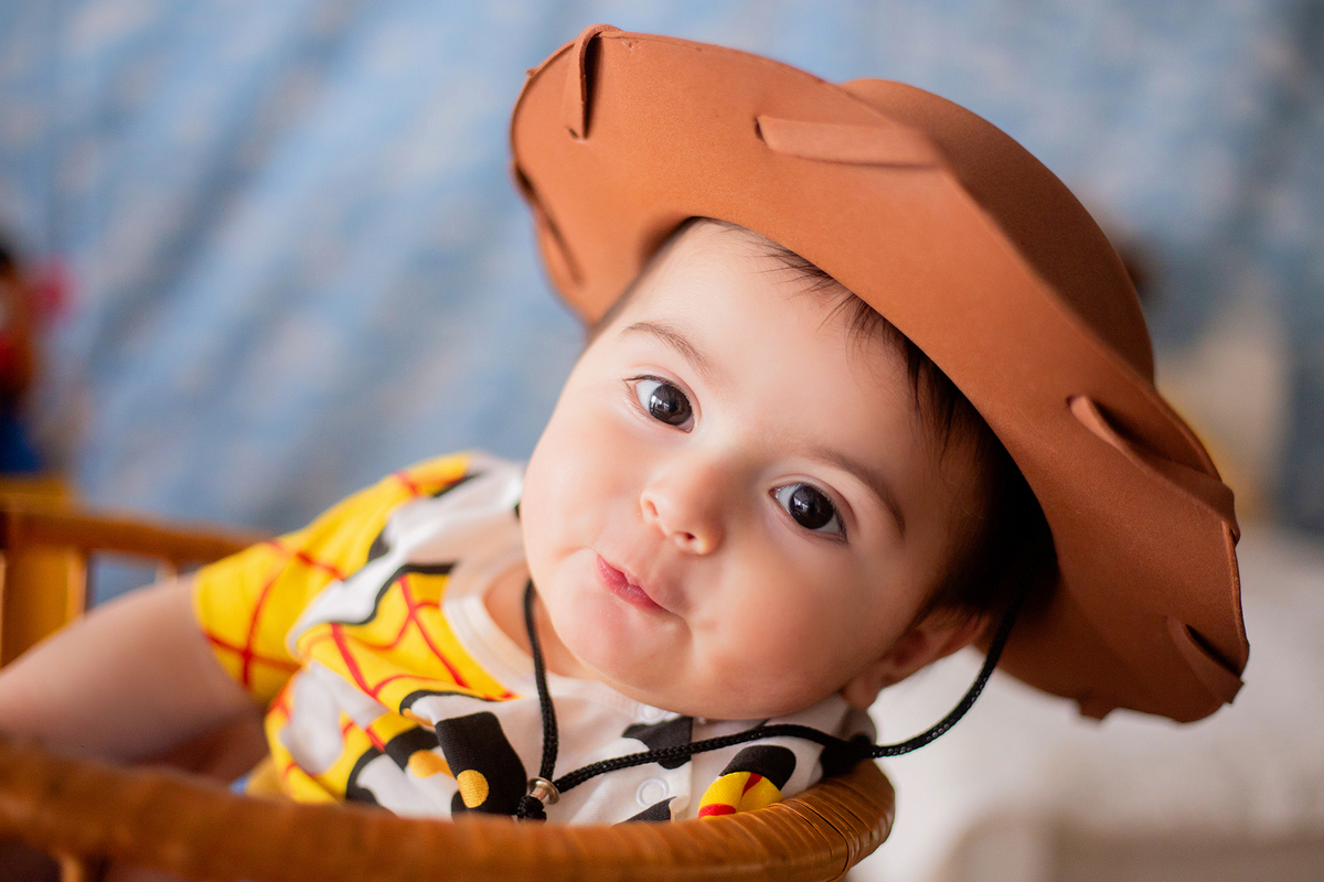 acompanhamento mensal de bebe caxias do sul figurino cenario tematico  personagem foto infantil serra gaucha fotografia familia mundo azul rosa ensaio fotografico crianca newborn baby menino menina smash the cake esmague o bolo banheira urso circoaco