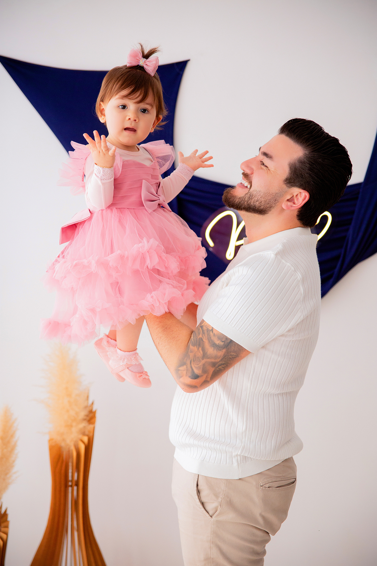 acompanhamento mensal de bebe caxias do sul figurino cenario tematico  personagem foto infantil serra gaucha fotografia familia mundo azul rosa ensaio fotografico crianca newborn baby menino menina smash the cake esmague o bolo banheira urso circoaco