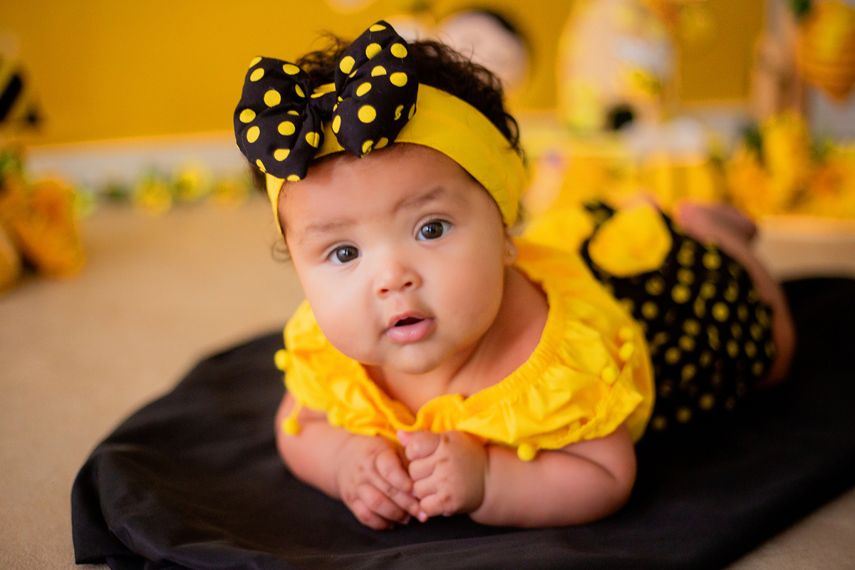 acompanhamento mensal de bebe caxias do sul figurino cenario tematico  personagem foto infantil serra gaucha fotografia familia mundo azul rosa ensaio fotografico crianca newborn baby menino menina smash the cake esmague o bolo banheira urso circoaco