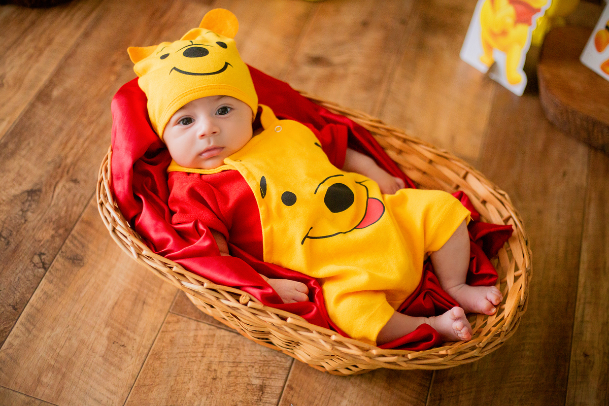acompanhamento mensal de bebe caxias do sul figurino cenario tematico  personagem foto infantil serra gaucha fotografia familia mundo azul rosa ensaio fotografico crianca newborn baby menino menina smash the cake esmague o bolo banheira urso circoaco