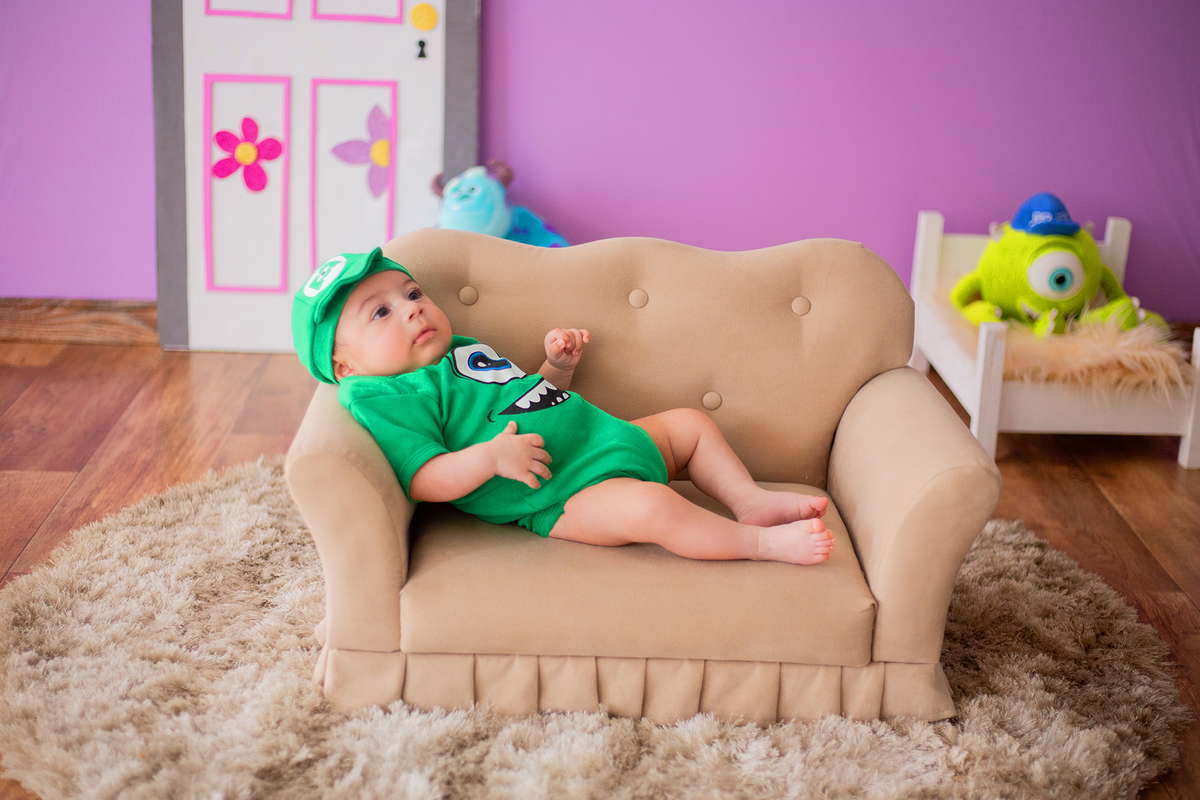 acompanhamento mensal de bebe caxias do sul figurino cenario tematico  personagem foto infantil serra gaucha fotografia familia mundo azul rosa ensaio fotografico crianca newborn baby menino menina smash the cake esmague o bolo banheira urso circoaco