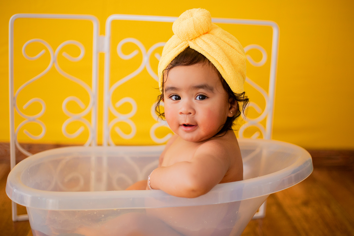 acompanhamento mensal de bebe caxias do sul figurino cenario tematico  personagem foto infantil serra gaucha fotografia familia mundo azul rosa ensaio fotografico crianca newborn baby menino menina smash the cake esmague o bolo banheira urso circoaco