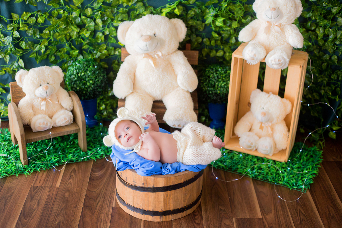 acompanhamento mensal de bebe caxias do sul figurino cenario tematico  personagem foto infantil serra gaucha fotografia familia mundo azul rosa ensaio fotografico crianca newborn baby menino menina smash the cake fruit esmague o bolo urso