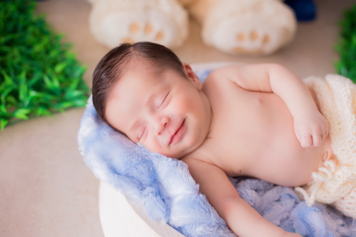 acompanhamento mensal de bebe caxias do sul figurino cenario tematico  personagem foto infantil serra gaucha fotografia familia mundo azul rosa ensaio fotografico crianca newborn baby menino menina smash the cake fruit esmague o bolo urso