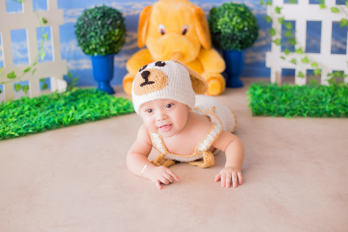 acompanhamento mensal de bebe caxias do sul figurino cenario tematico  personagem foto infantil serra gaucha fotografia familia mundo azul rosa ensaio fotografico crianca newborn baby menino menina smash the cake fruit esmague o bolo cachorro