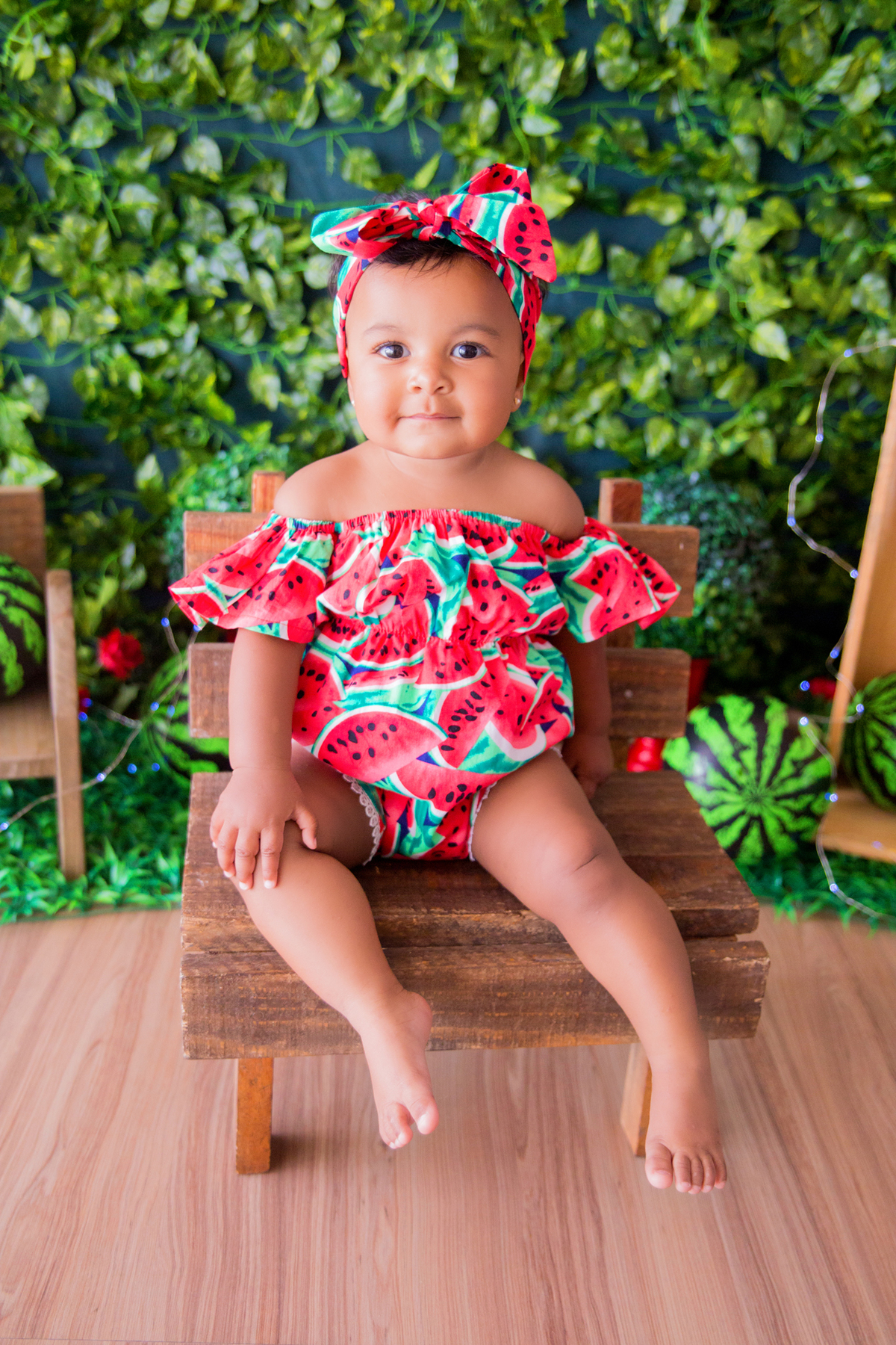 acompanhamento mensal de bebe caxias do sul figurino cenario tematico  personagem foto infantil serra gaucha fotografia familia mundo azul rosa ensaio fotografico crianca newborn baby menino menina smash the cake fruit esmague o bolo melancia