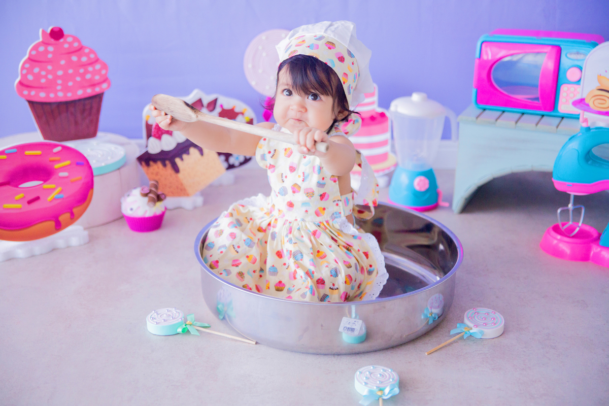 acompanhamento mensal de bebe caxias do sul figurino cenario tematico  personagem foto infantil serra gaucha fotografia familia mundo azul rosa ensaio fotografico crianca newborn baby menino menina smash the cake fruit esmague o bolo confeiteiro