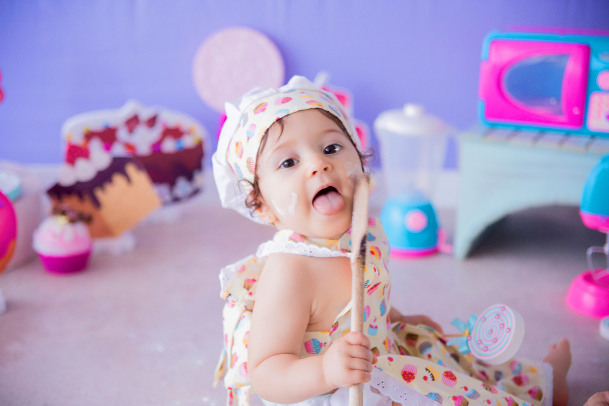 acompanhamento mensal de bebe caxias do sul figurino cenario tematico  personagem foto infantil serra gaucha fotografia familia mundo azul rosa ensaio fotografico crianca newborn baby menino menina smash the cake fruit esmague o bolo cozinheiro