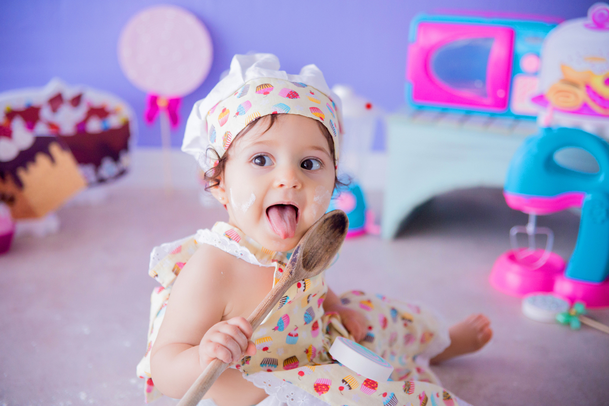 acompanhamento mensal de bebe caxias do sul figurino cenario tematico  personagem foto infantil serra gaucha fotografia familia mundo azul rosa ensaio fotografico crianca newborn baby menino menina smash the cake fruit esmague o bolo cozinheiro