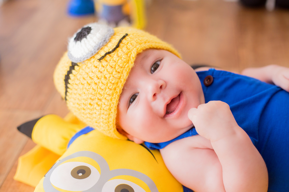 acompanhamento mensal de bebe caxias do sul figurino cenario tematico  personagem foto infantil serra gaucha fotografia familia mundo azul rosa ensaio fotografico crianca newborn baby menino menina smash the cake fruit esmague o bolo banho de leite