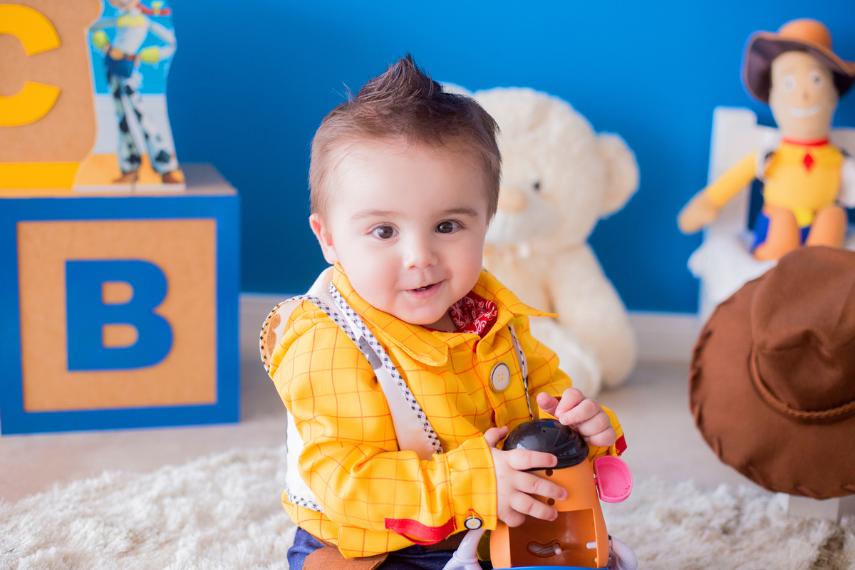 acompanhamento mensal de bebe caxias do sul figurino cenario tematico  personagem foto infantil serra gaucha fotografia familia mundo azul rosa ensaio fotografico crianca newborn baby menino menina smash the cake fruit esmague o bolo banho de leite