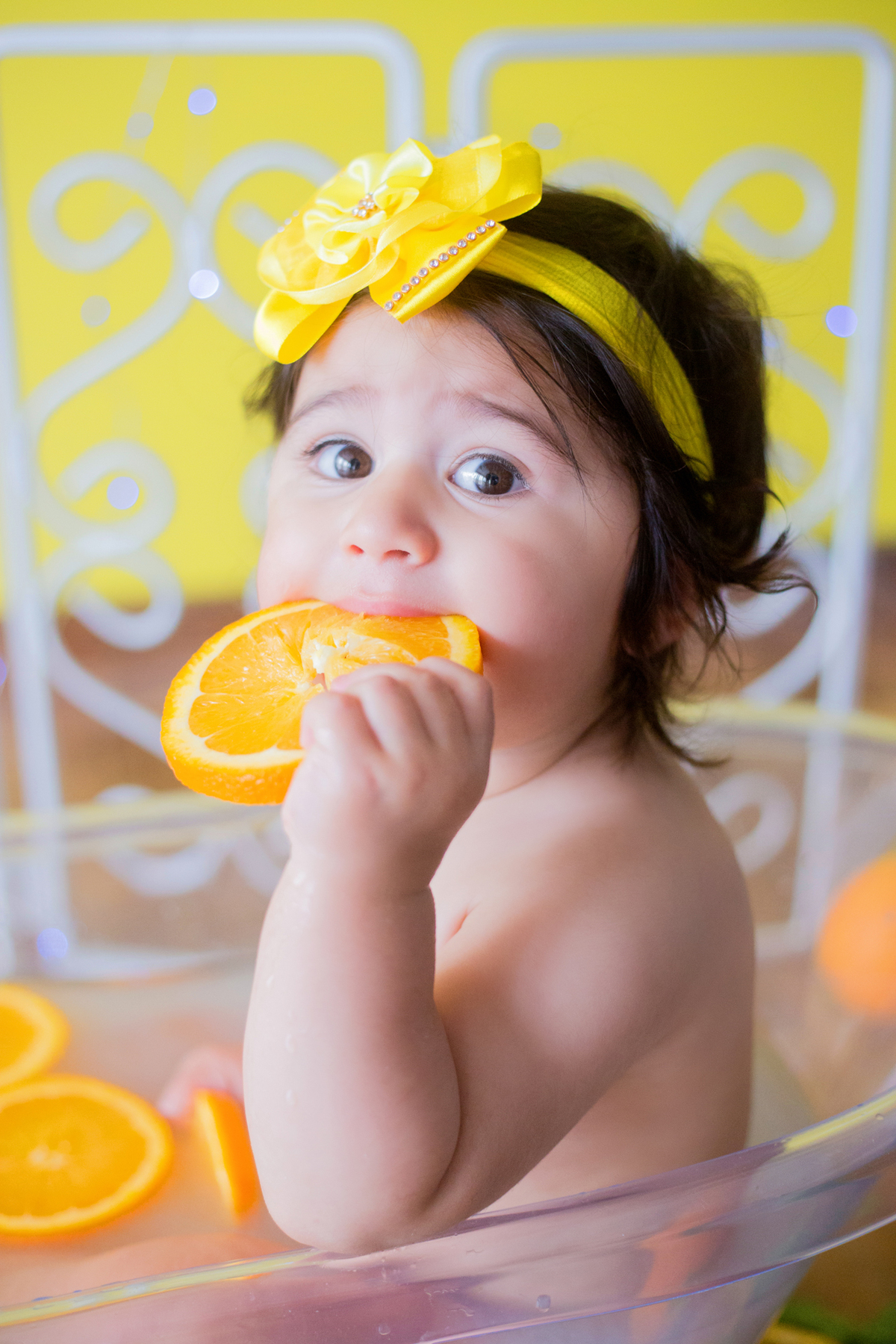 acompanhamento mensal de bebe caxias do sul figurino cenario tematico  personagem foto infantil serra gaucha fotografia familia mundo azul rosa ensaio fotografico crianca newborn baby menino menina smash the cake fruit esmague o bolo banho de leite