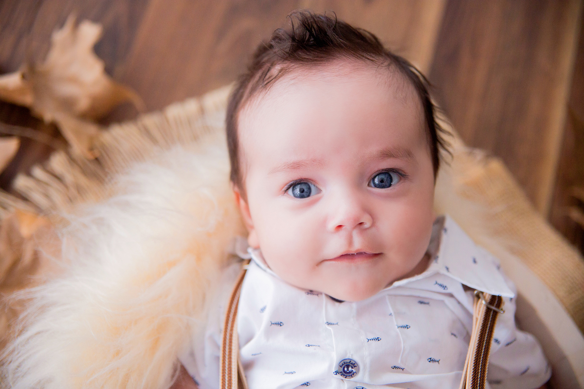 acompanhamento mensal de bebe caxias do sul figurino cenario tematico  personagem foto infantil serra gaucha fotografia familia mundo azul rosa ensaio fotografico crianca newborn baby menino menina smash the cake fruit esmague o bolo