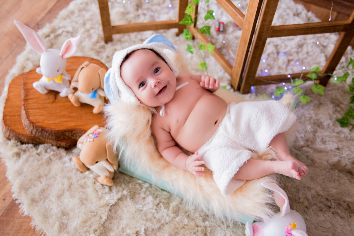 acompanhamento mensal de bebe caxias do sul figurino cenario tematico  personagem foto infantil serra gaucha fotografia familia mundo azul rosa ensaio fotografico crianca newborn baby menino menina smash the cake fruit esmague o bolo