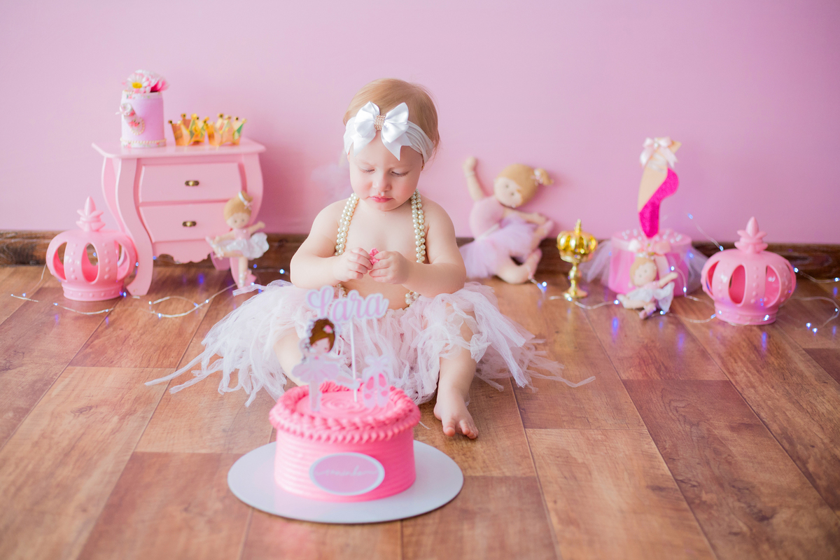 acompanhamento mensal de bebe caxias do sul figurino cenario tematico  personagem foto infantil serra gaucha fotografia familia mundo azul rosa ensaio fotografico crianca newborn baby menino menina smash the cake fruit esmague o bolo