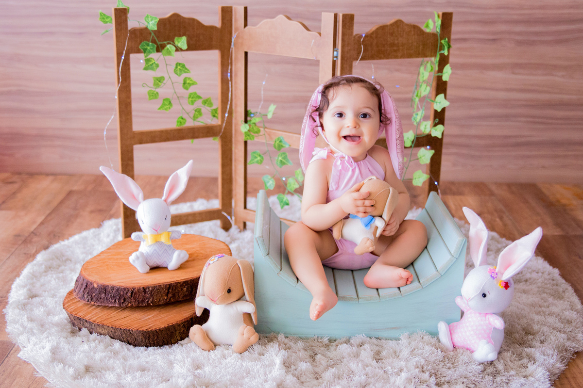 acompanhamento mensal de bebe caxias do sul figurino cenario tematico  personagem foto infantil serra gaucha fotografia familia mundo azul rosa ensaio fotografico crianca newborn baby menino menina smash the cake fruit esmague o bolo