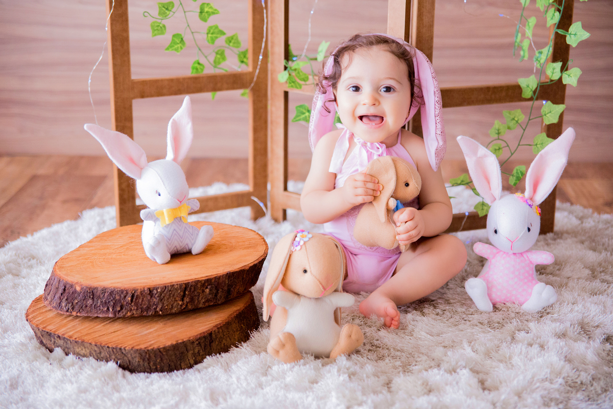 acompanhamento mensal de bebe caxias do sul figurino cenario tematico  personagem foto infantil serra gaucha fotografia familia mundo azul rosa ensaio fotografico crianca newborn baby menino menina smash the cake fruit esmague o bolo