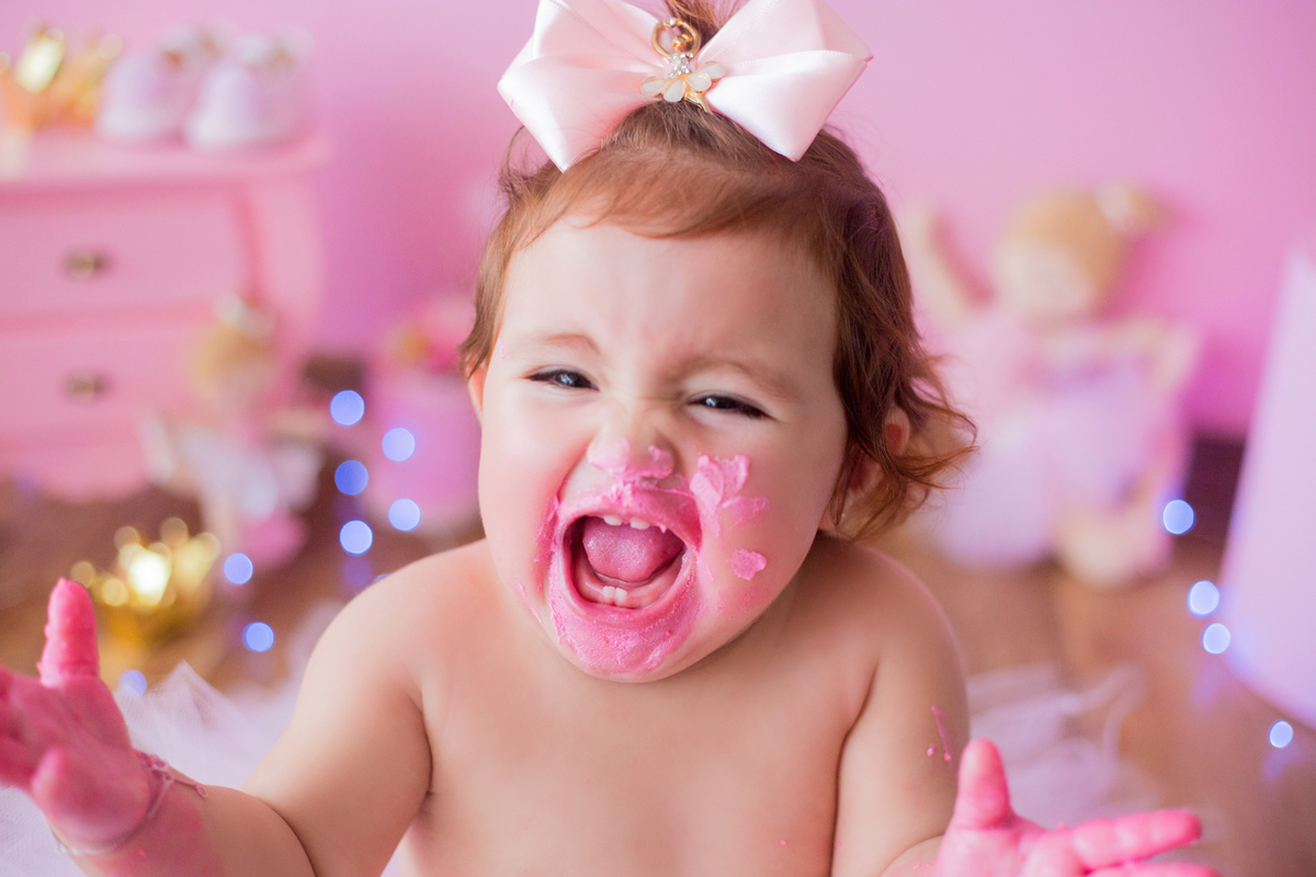 acompanhamento mensal de bebe caxias do sul figurino cenario tematico  personagem foto infantil serra gaucha fotografia familia mundo azul rosa ensaio fotografico crianca newborn baby menino menina smash the cake esmague o bolo