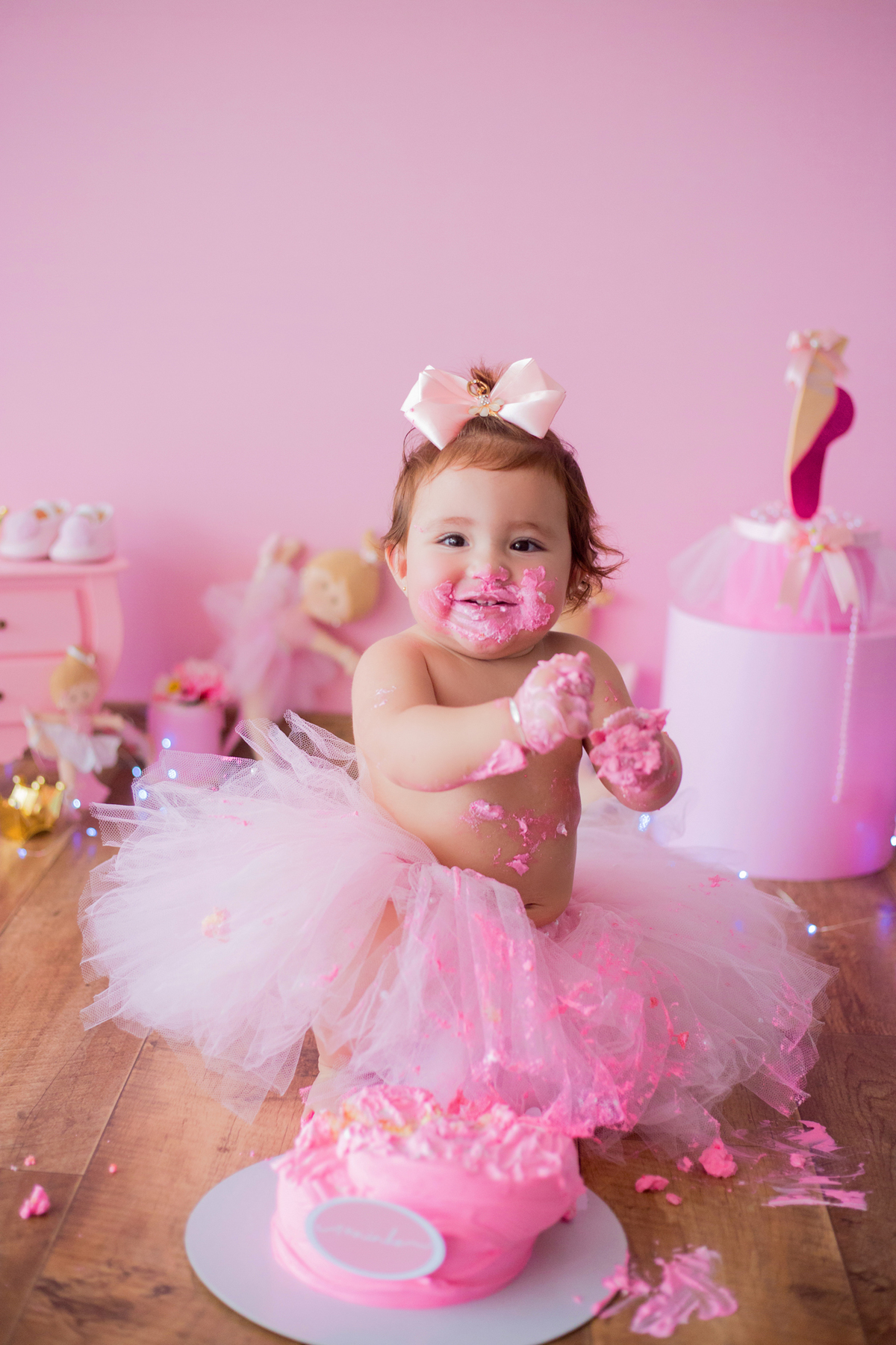 acompanhamento mensal de bebe caxias do sul figurino cenario tematico  personagem foto infantil serra gaucha fotografia familia mundo azul rosa ensaio fotografico crianca newborn baby menino menina smash the cake esmague o bolo
