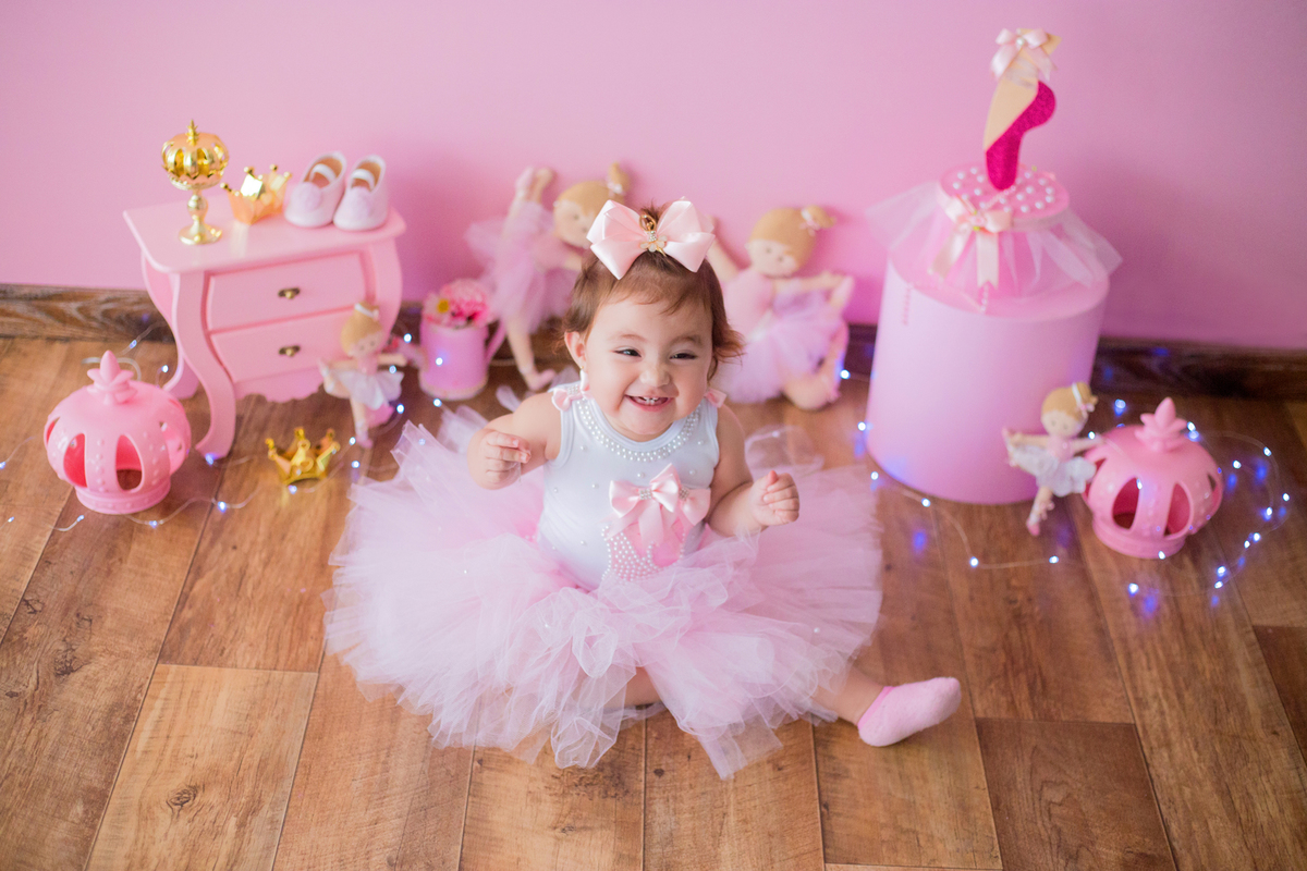 acompanhamento mensal de bebe caxias do sul figurino cenario tematico  personagem foto infantil serra gaucha fotografia familia mundo azul rosa ensaio fotografico crianca newborn baby menino menina smash the cake esmague o bolo