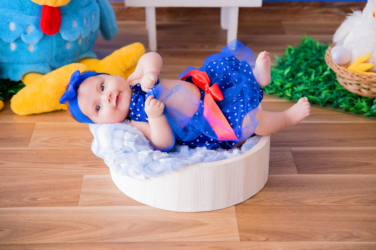 acompanhamento mensal de bebe caxias do sul figurino cenario tematico  personagem foto infantil serra gaucha fotografia familia mundo azul rosa ensaio fotografico crianca newborn baby menino menina smash the cake esmague o bolo