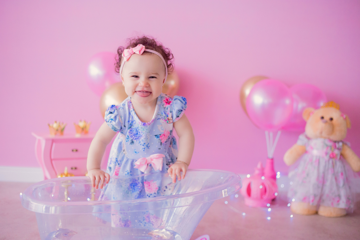 acompanhamento mensal de bebe caxias do sul figurino cenario tematico  personagem foto infantil serra gaucha fotografia familia mundo azul rosa ensaio fotografico crianca newborn baby menino menina smash the cake esmague o bolo