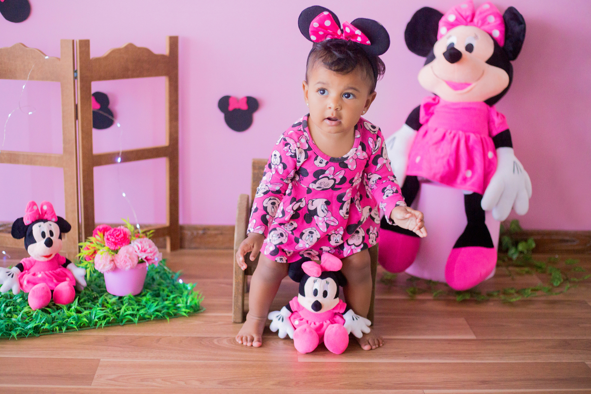 acompanhamento mensal de bebe caxias do sul figurino cenario tematico  personagem foto infantil serra gaucha fotografia familia mundo azul rosa ensaio fotografico crianca newborn baby menino menina smash the cake esmague o bolo