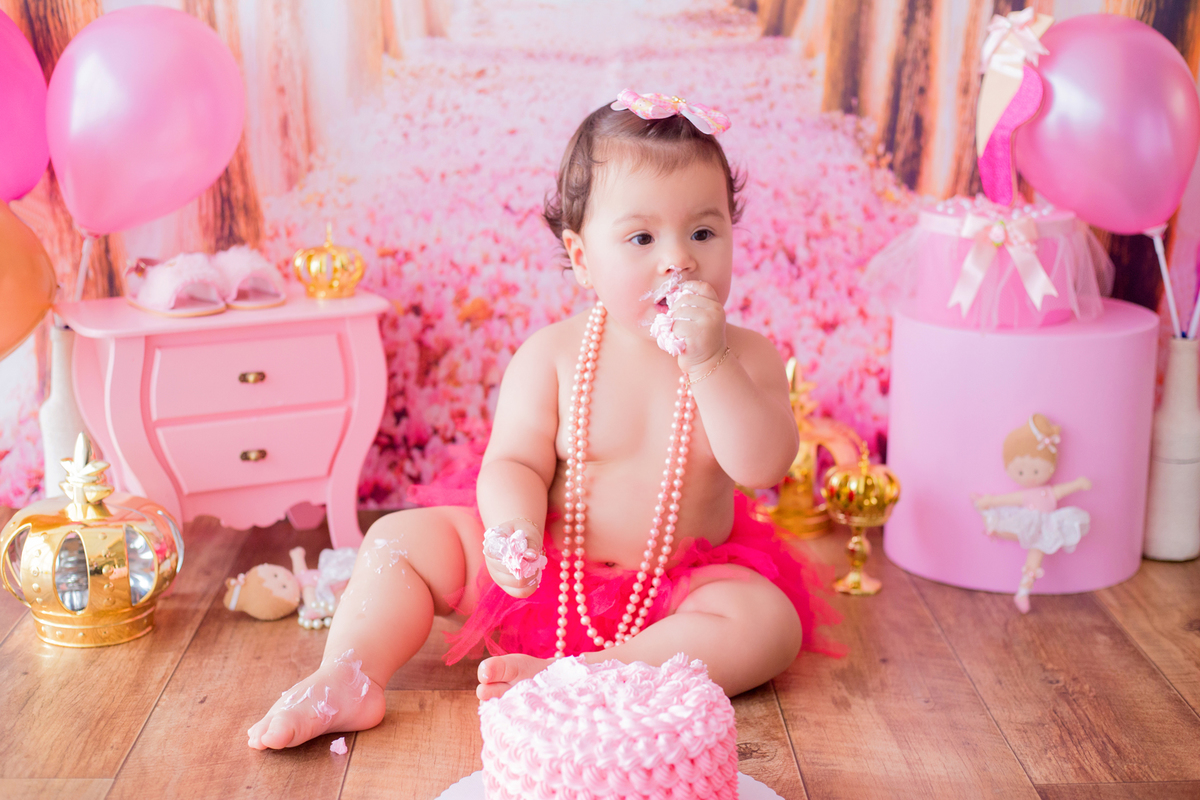 acompanhamento mensal de bebe caxias do sul figurino cenario tematico  personagem foto infantil serra gaucha fotografia familia mundo azul rosa ensaio fotografico crianca newborn baby menino menina smash the cake esmague o bolo