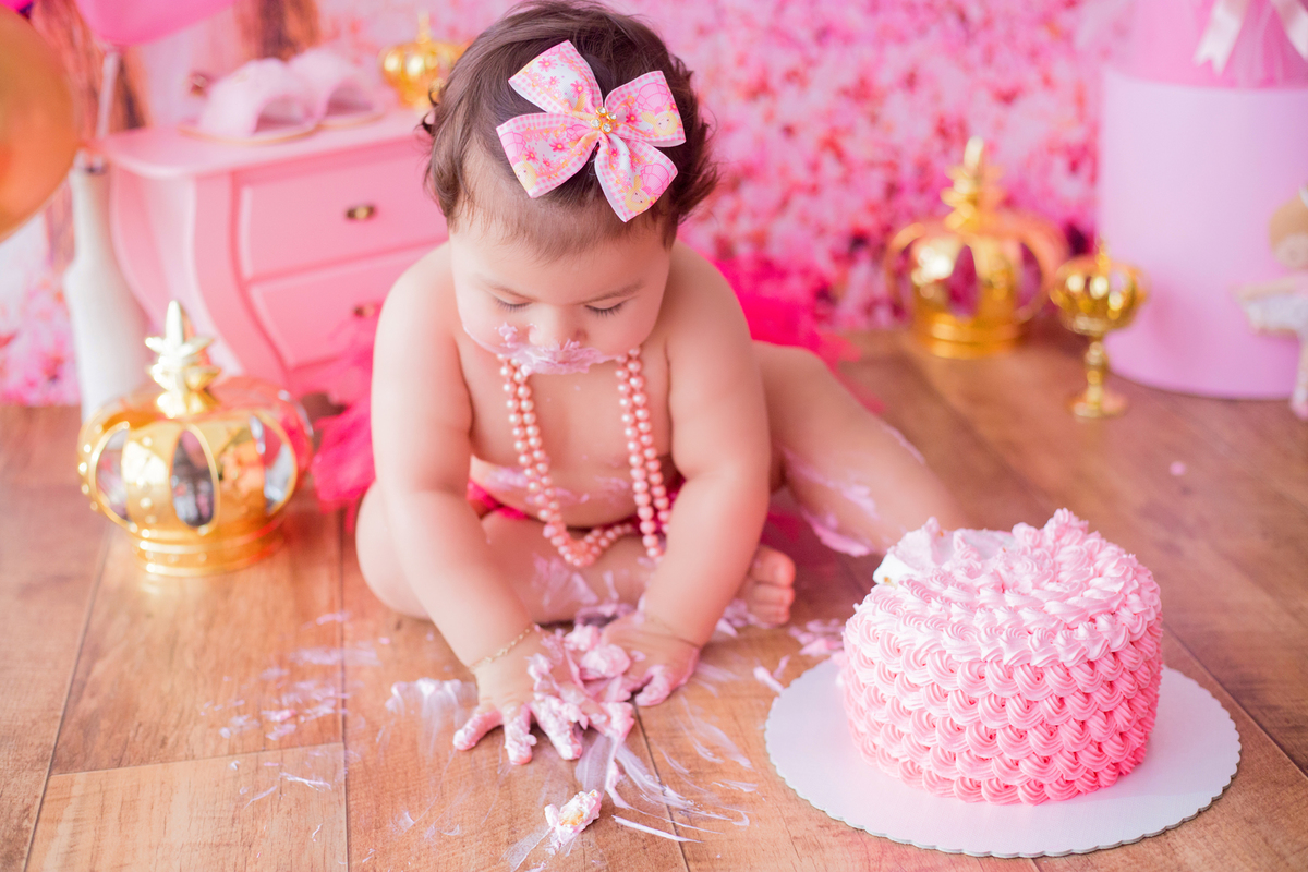 acompanhamento mensal de bebe caxias do sul figurino cenario tematico  personagem foto infantil serra gaucha fotografia familia mundo azul rosa ensaio fotografico crianca newborn baby menino menina smash the cake esmague o bolo
