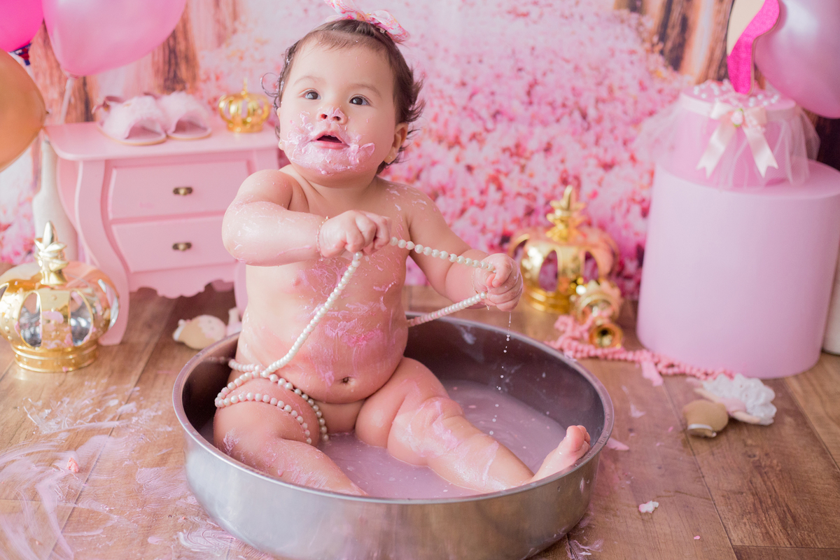 acompanhamento mensal de bebe caxias do sul figurino cenario tematico  personagem foto infantil serra gaucha fotografia familia mundo azul rosa ensaio fotografico crianca newborn baby menino menina smash the cake esmague o bolo