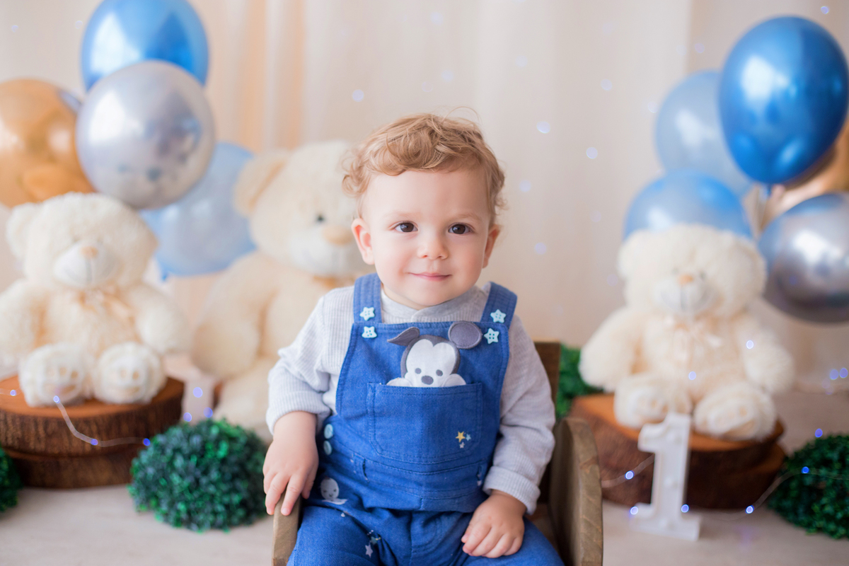 acompanhamento mensal de bebe caxias do sul figurino cenario tematico  personagem foto infantil serra gaucha fotografia familia mundo azul rosa ensaio fotografico crianca newborn baby menino menina smash the cake esmague o bolo frio ursos splash banheira