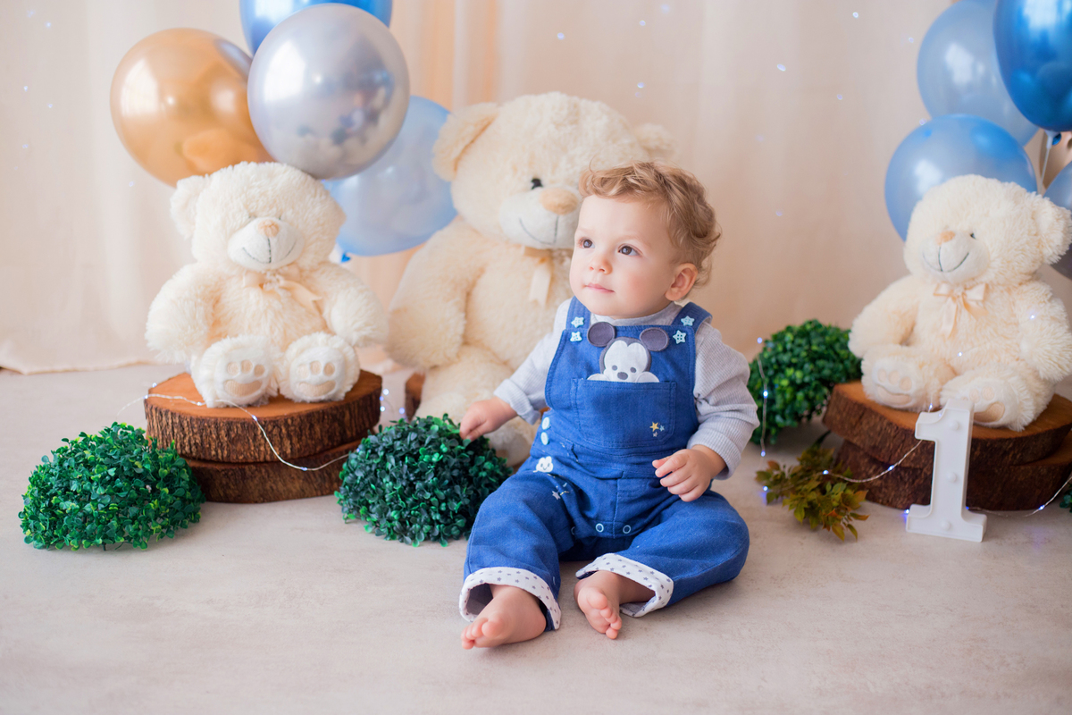 acompanhamento mensal de bebe caxias do sul figurino cenario tematico  personagem foto infantil serra gaucha fotografia familia mundo azul rosa ensaio fotografico crianca newborn baby menino menina smash the cake esmague o bolo frio ursos splash banheira