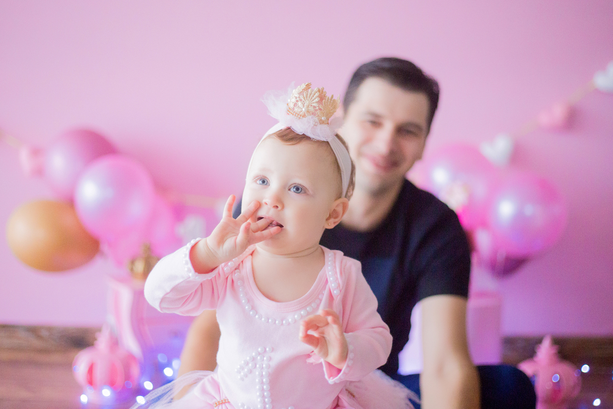 acompanhamento mensal de bebe caxias do sul figurino cenario tematico  personagem foto infantil serra gaucha fotografia familia mundo azul rosa ensaio fotografico crianca newborn baby menino menina smash the cake esmague o bolo bailarina splash