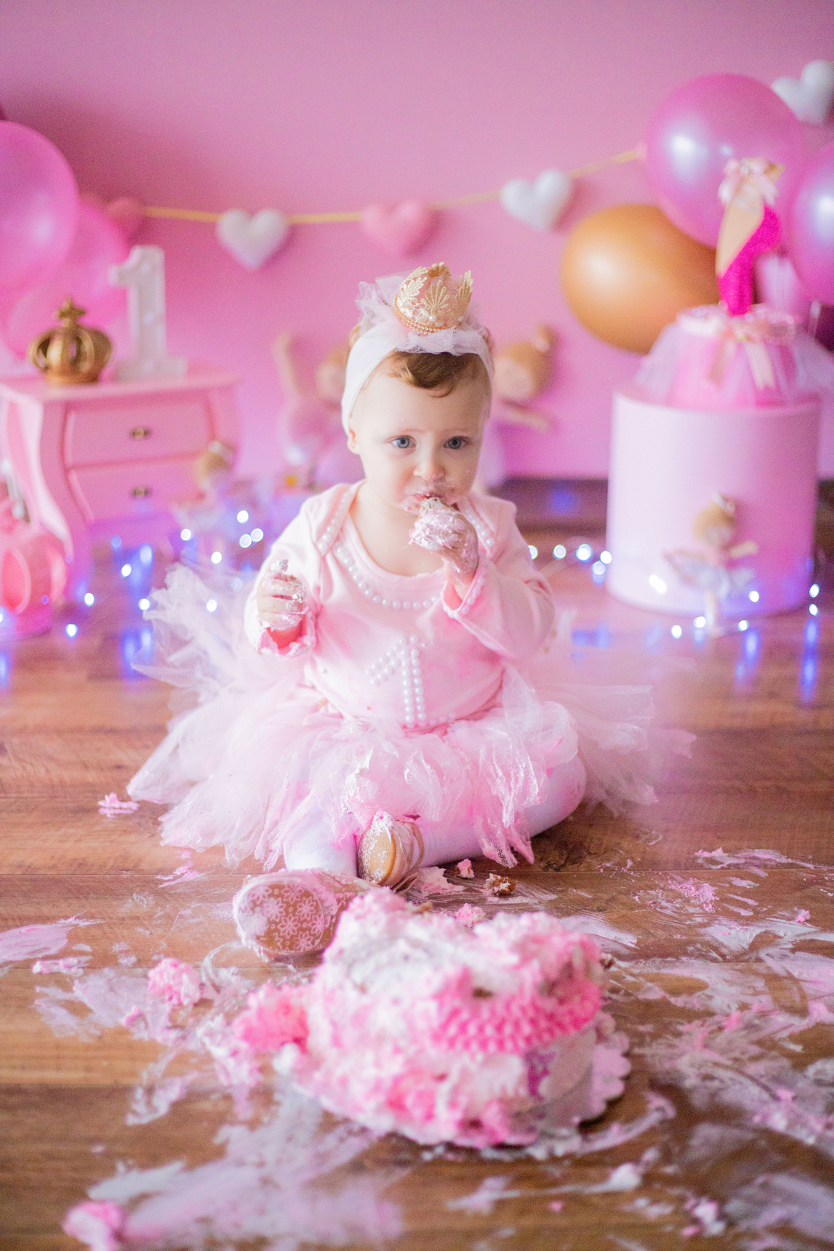 acompanhamento mensal de bebe caxias do sul figurino cenario tematico  personagem foto infantil serra gaucha fotografia familia mundo azul rosa ensaio fotografico crianca newborn baby menino menina smash the cake esmague o bolo bailarina splash