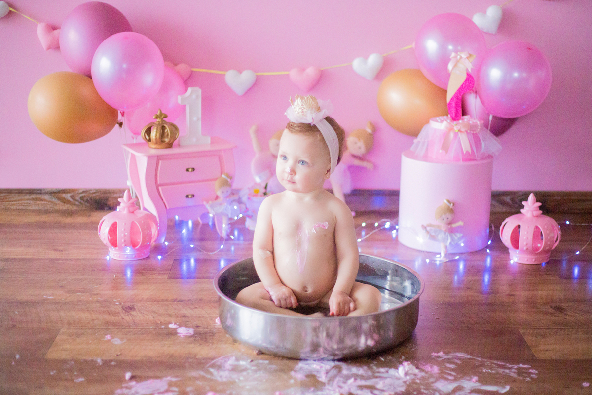 acompanhamento mensal de bebe caxias do sul figurino cenario tematico  personagem foto infantil serra gaucha fotografia familia mundo azul rosa ensaio fotografico crianca newborn baby menino menina smash the cake esmague o bolo bailarina splash