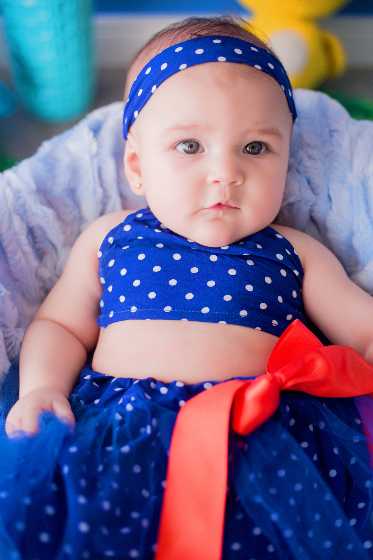 acompanhamento mensal de bebe caxias do sul figurino cenario tematico  personagem foto infantil serra gaucha fotografia familia mundo azul rosa ensaio fotografico crianca newborn baby menino menina smash the cake esmague o bolo galinha pintadinha