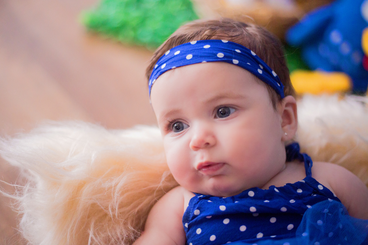 acompanhamento mensal de bebe caxias do sul figurino cenario tematico  personagem foto infantil serra gaucha fotografia familia mundo azul rosa ensaio fotografico crianca newborn baby menino menina smash the cake esmague o bolo galinha pintadinha