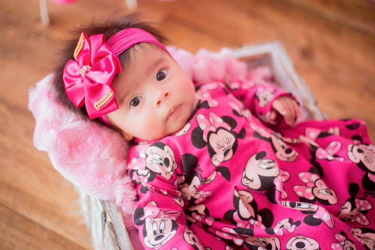 acompanhamento mensal de bebe caxias do sul figurino cenario tematico  personagem foto infantil serra gaucha fotografia familia mundo azul rosa ensaio fotografico crianca newborn baby menino menina smash the cake esmague o bolo minnie rosa