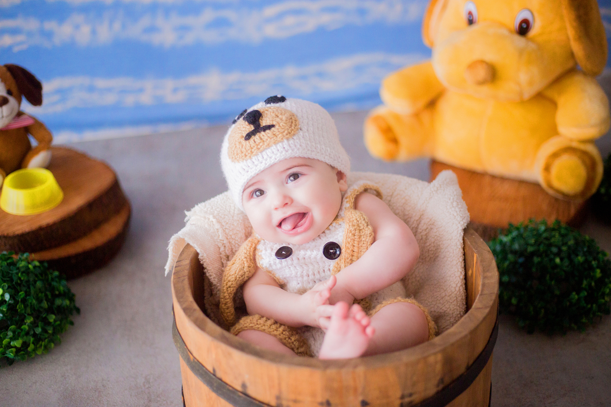 acompanhamento mensal de bebe caxias do sul figurino cenario tematico  personagem foto infantil serra gaucha fotografia familia mundo azul rosa ensaio fotografico crianca newborn baby menino menina smash the cake esmague o bolo banheira cachorrinho