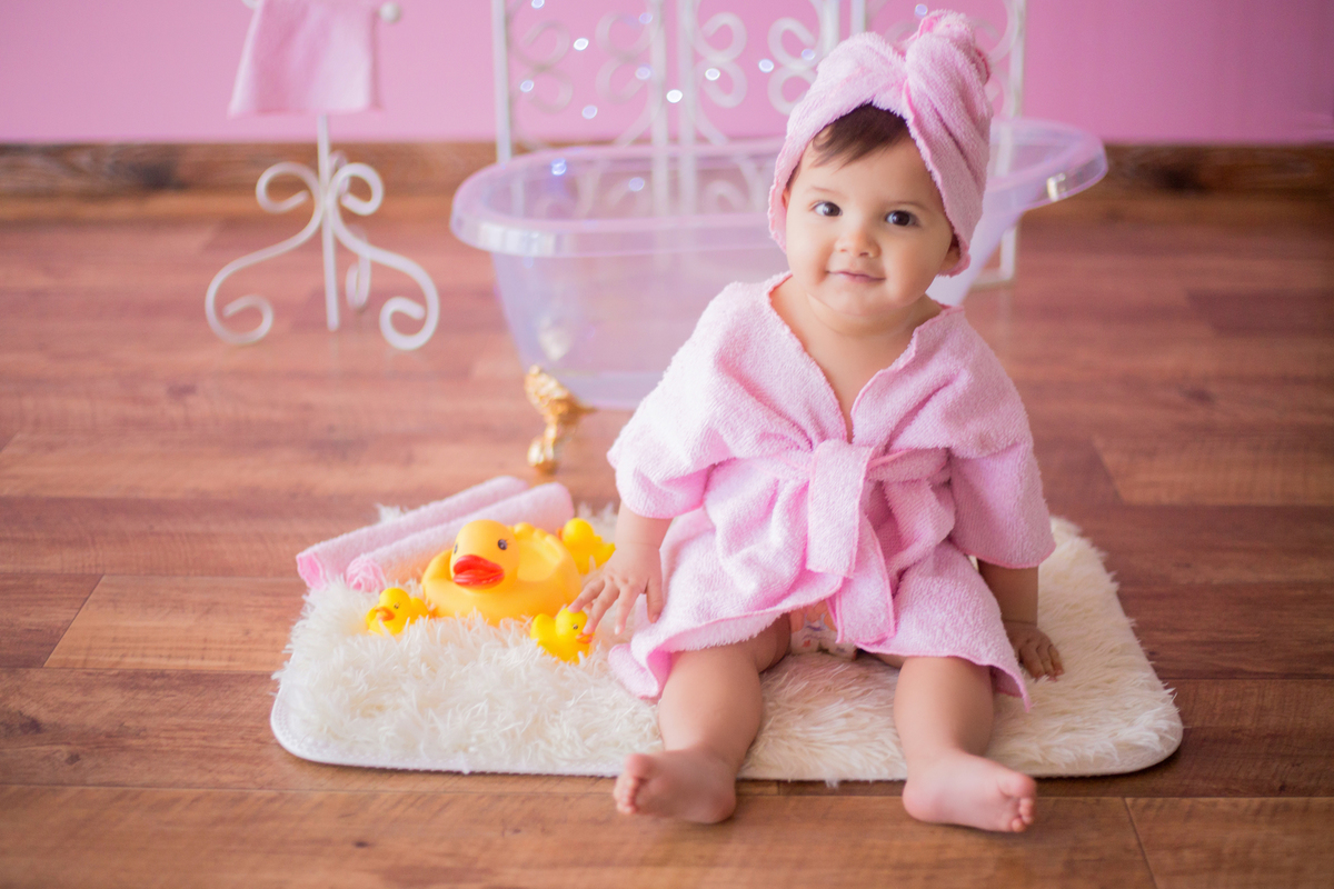 acompanhamento mensal de bebe caxias do sul figurino cenario tematico  personagem foto infantil serra gaucha fotografia familia mundo azul rosa ensaio fotografico crianca newborn baby menino menina smash the cake esmague o bolo banheira cachorrinho