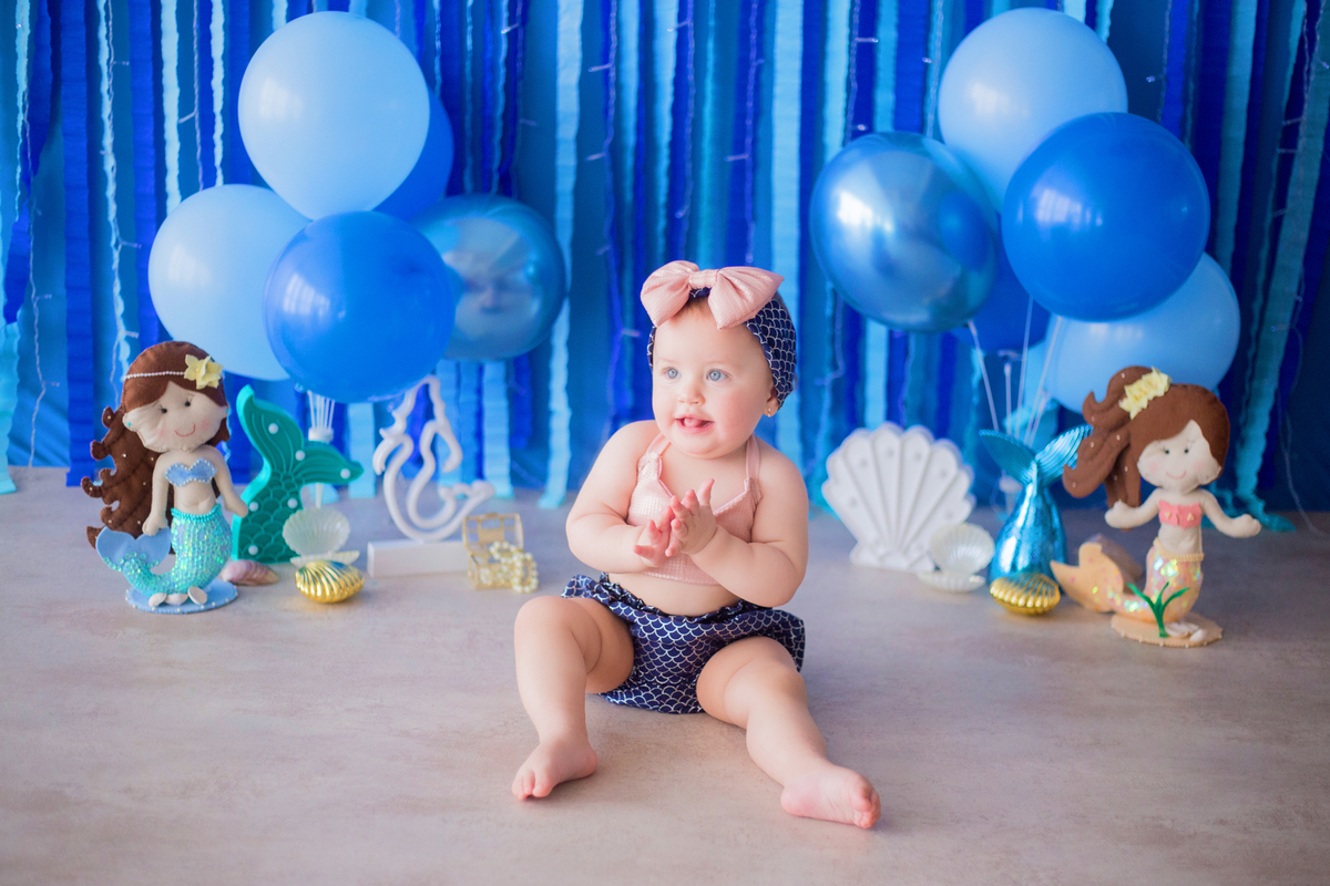 acompanhamento mensal de bebe caxias do sul figurino cenario tematico  personagem foto infantil serra gaucha fotografia familia mundo azul rosa ensaio fotografico crianca newborn baby menino menina smash the cake esmague o bolo banheira sereia