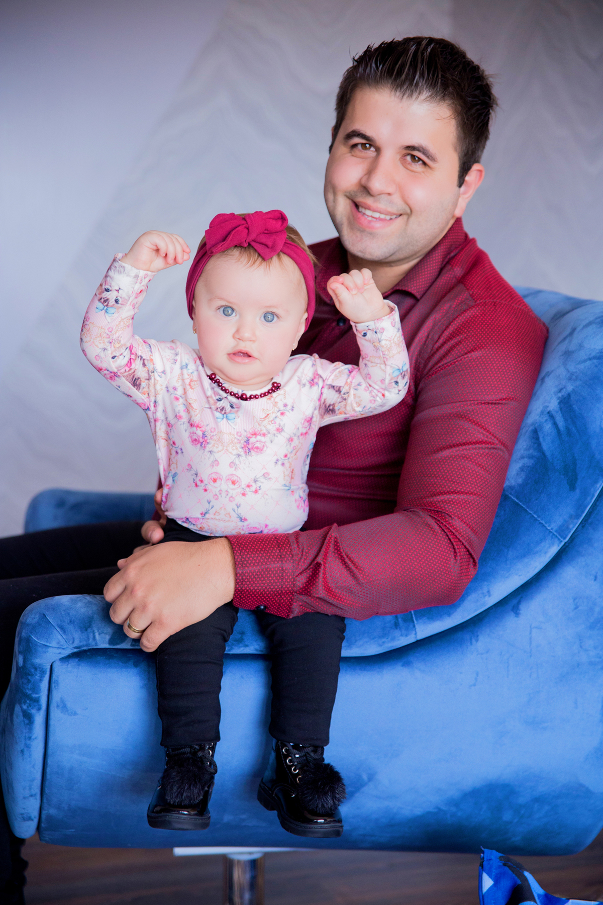 acompanhamento mensal de bebe caxias do sul figurino cenario tematico  personagem foto infantil serra gaucha fotografia familia mundo azul rosa ensaio fotografico crianca newborn baby menino menina smash the cake esmague o bolo banheira dia dos pais