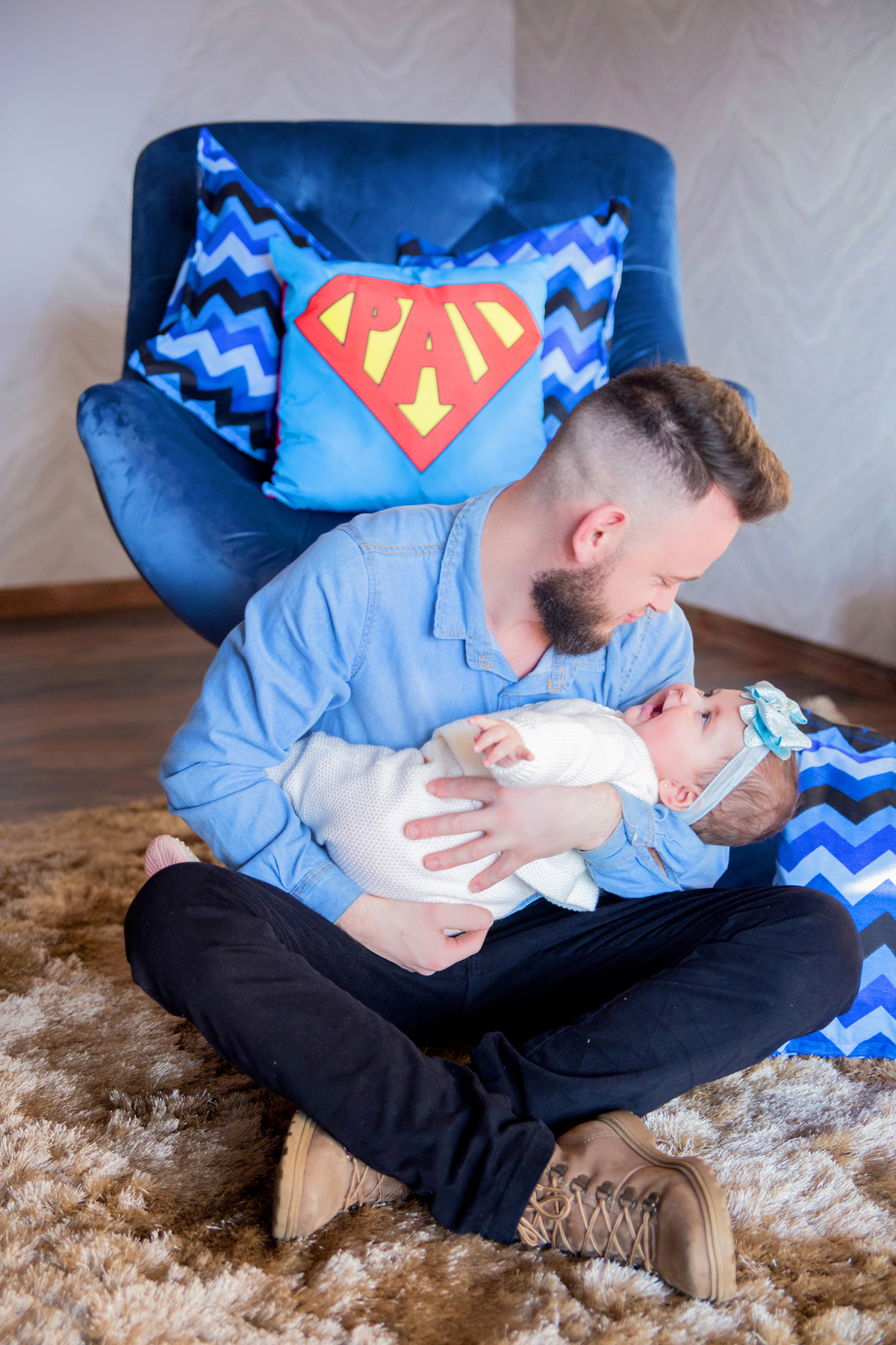 acompanhamento mensal de bebe caxias do sul figurino cenario tematico  personagem foto infantil serra gaucha fotografia familia mundo azul rosa ensaio fotografico crianca newborn baby menino menina smash the cake esmague o bolo banheira dia dos pais