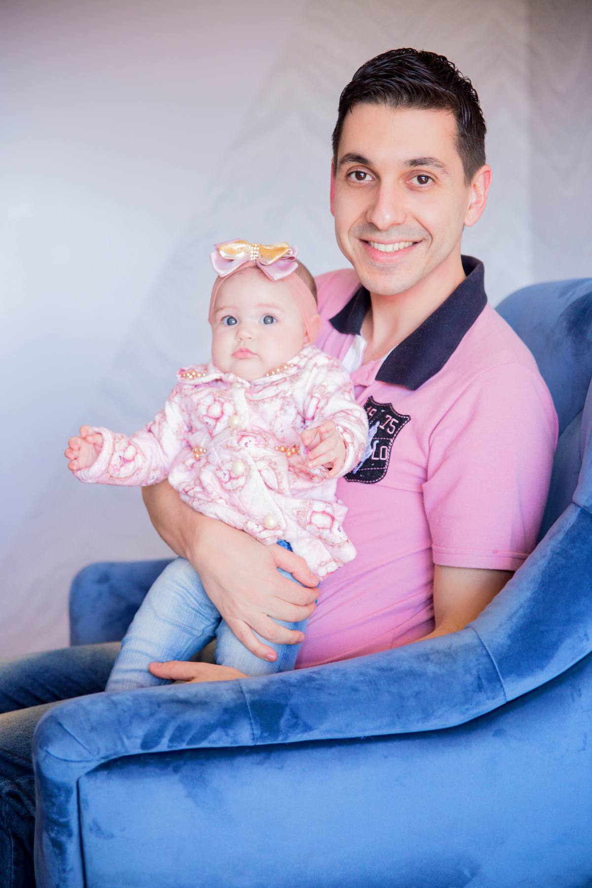 acompanhamento mensal de bebe caxias do sul figurino cenario tematico  personagem foto infantil serra gaucha fotografia familia mundo azul rosa ensaio fotografico crianca newborn baby menino menina smash the cake esmague o bolo banheira dia dos pais