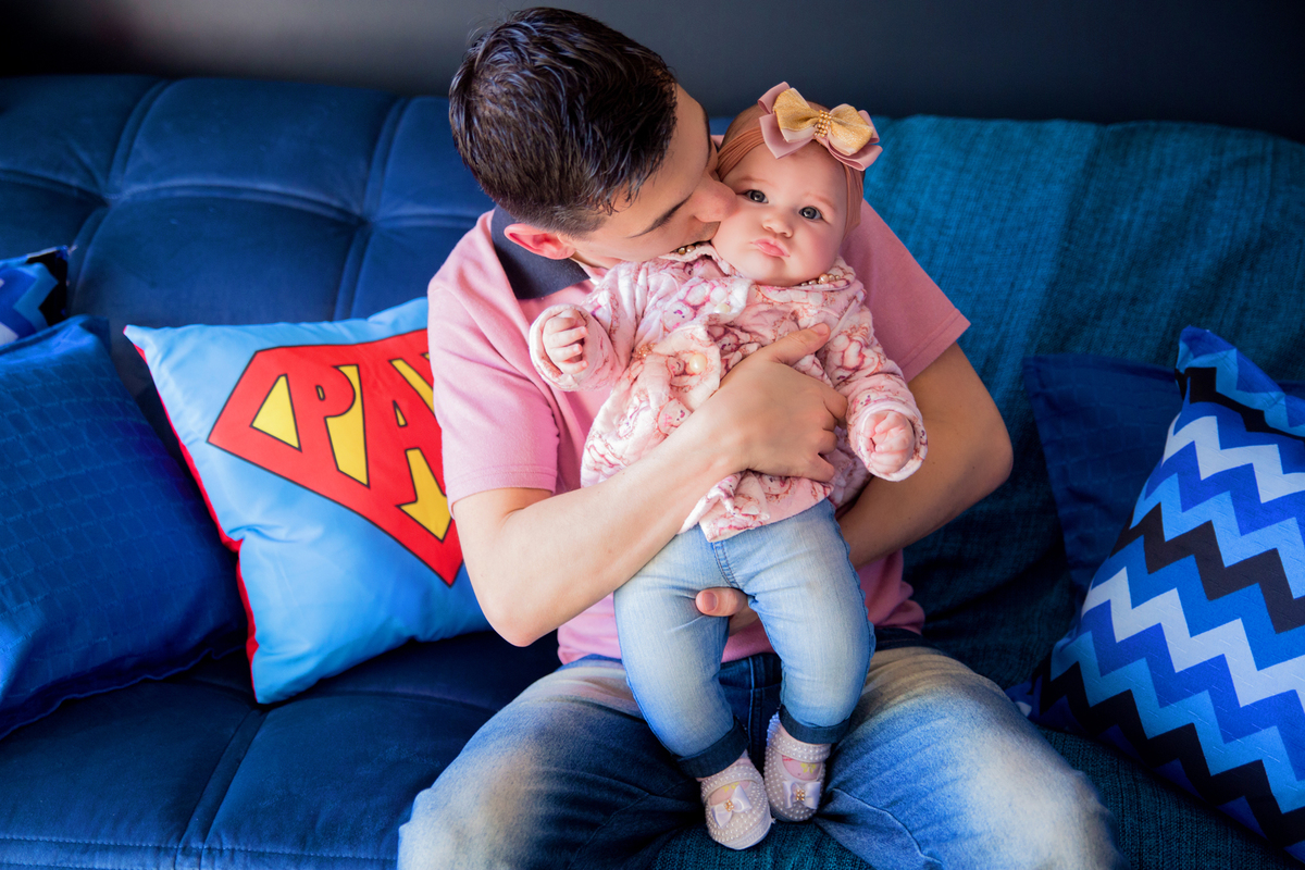 acompanhamento mensal de bebe caxias do sul figurino cenario tematico  personagem foto infantil serra gaucha fotografia familia mundo azul rosa ensaio fotografico crianca newborn baby menino menina smash the cake esmague o bolo banheira dia dos pais