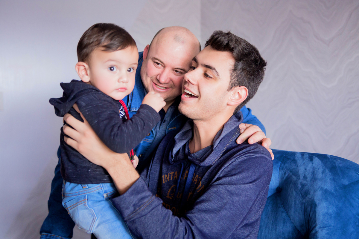 acompanhamento mensal de bebe caxias do sul figurino cenario tematico  personagem foto infantil serra gaucha fotografia familia mundo azul rosa ensaio fotografico crianca newborn baby menino menina smash the cake esmague o bolo banheira dia dos pais